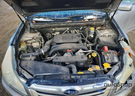 2011 Subaru Outback 2.5I Premium z USA, uszkodzony, nr VIN 4S4BRCGC5B3377176